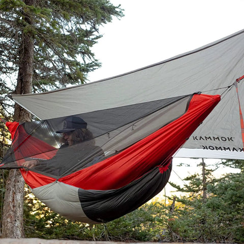 Mantis Ultralight Hammock With Mosquito Net And Storage Bag For All Seasons, Featherlight Levitas 20D Nylon Ripstop Fabric in use
