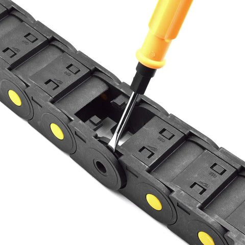 Beefed Up Closed Type Drag Chain Cable Carrier With End Connectors 25x38mm Inner Size 40x55mm Outer Size R75 Bend Nylon CNC Use