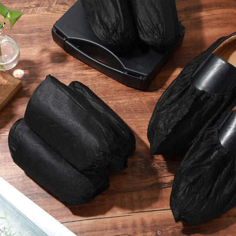200 Pack Disposable Shoe Covers Non Slip Waterproof Non Woven Fabric Black Booties for Indoor Outdoor Use Extra Large