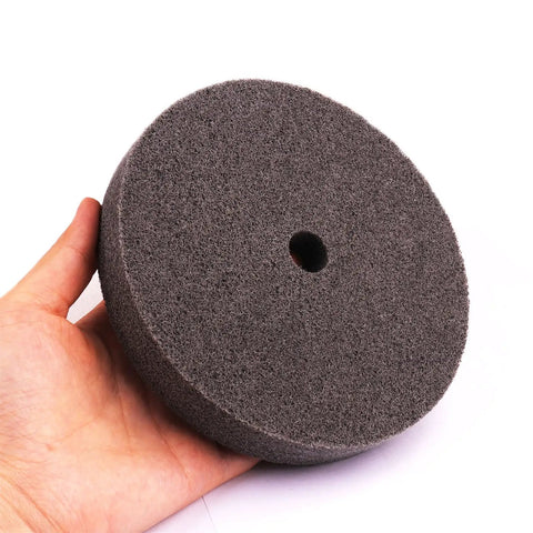 Knockout 6 Inch Fiber Buffing Wheel With 180 Grit Heavy Duty Nylon Quick Change Polishing Pad For Bench Grinder in hand