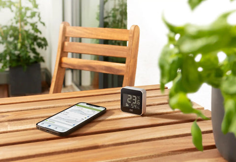 Outdoor Weather Station With Matter Connectivity And Siri Voice Access For Real Time Temperature And Humidity Weather Trend