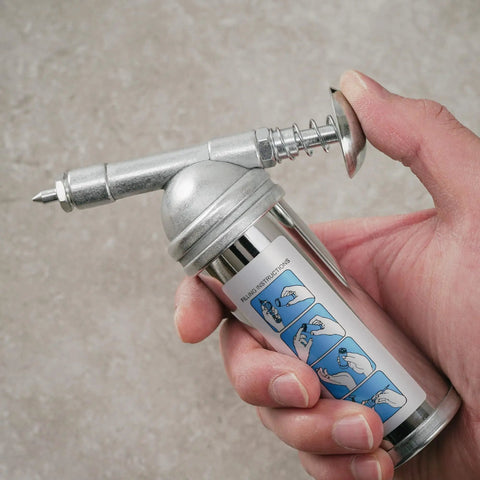 Mini Grease Gun Injector 80cc 3 Oz One Hand Operation With Needle Nozzle Pistol Grip Compact Dispenser held in hand