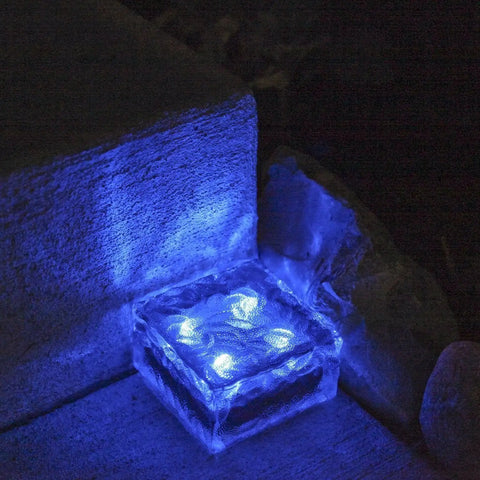 Illuminated ice cube solar glass brick path lights 4 pack for garden and yard, frosted LED landscape lighting at night