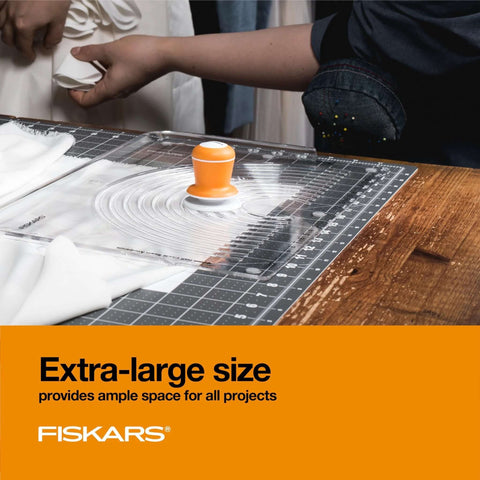 Fiskars self-healing cutting mat, 24 x 36 inches, clear grid surface for quilting and sewing