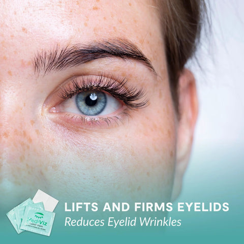 Eyelid Cleanser Wipes, 30 single-use towelettes; mint-green packaging visible bottom-left beside the eye
