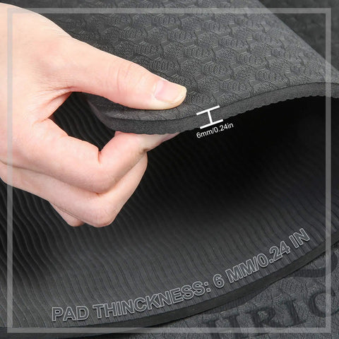 Close-up of textured 6mm thick mat from Guitar Work Mat Kit With Dual Height Neck Support Rest And String Winder Cutter Tool Pro Grade