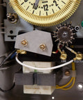 Internal mechanism of Mechanical Irrigation Timer Switch For 125V Systems With Rain Sensor Enabled 14 Day Skipper