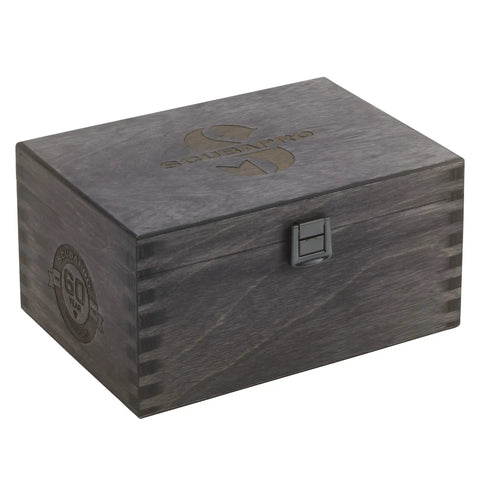 Wooden collector box for G3 Wrist Dive Computer 60th Anniversary Edition With Bluetooth And Watch Style Color Display, Stainless Steel Case
