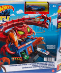 Box of City Scorpion Flex Attack Track Set with 1:64 scale police vehicle and two-point-six-foot bendable tail