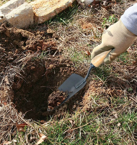 Using Tempered Steel Hand Trowel With Wood Handle 13 Inch Garden Tool For Planting Transplanting Weeding And Soil Smoothing
