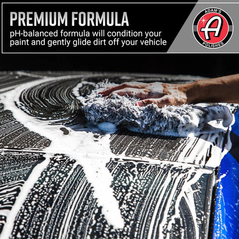 Hand cleaning car with PH Neutral Car Wash Soap For Snow Foam Cannon And Pressure Washer 5 Gallon Bucket Auto Detergent