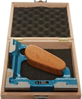 Heavy Duty Cast Iron Magnetic Spirit Level With Bullseye Vial And Rock Solid V Groove Base in wooden case, showcasing the level's precision design.