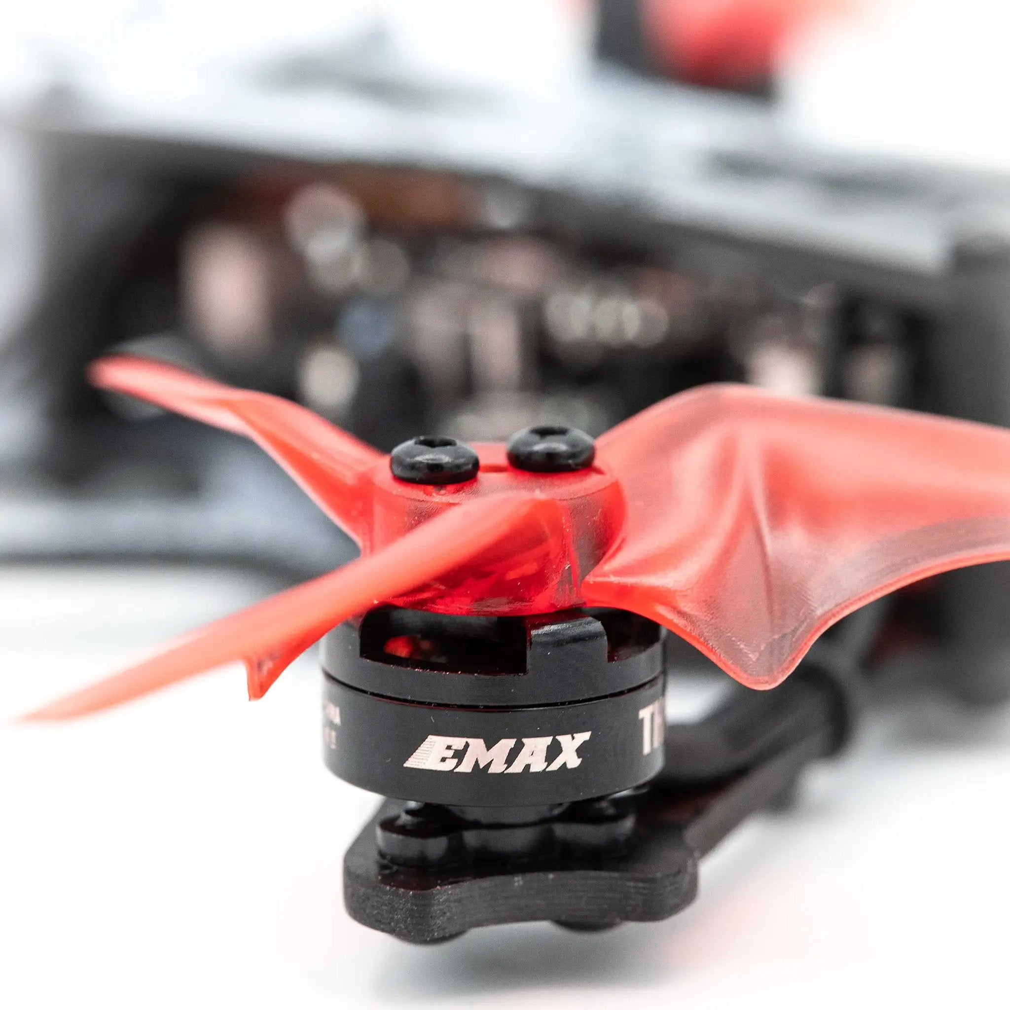 Micro FPV Racing Drone Kit | Ideal for Beginners & Pros ✓