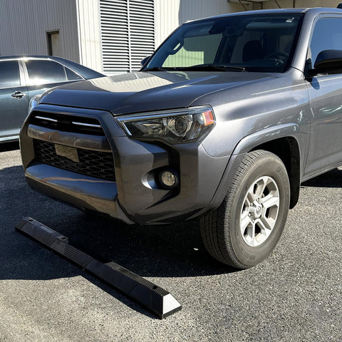 High Visibility Rubber Speed Hump For Safety Combines With Other Humps Durable Speed Bump For Neighborhoods Churches Parking Lots Private Roads And School Zones Slows Vehicles To About Five To Eight MPH