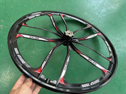 26 Inch 10 Spokes Magnesium Wheel Set Front And Rear 100x135mm For 7 8 9s Freewheel Disc Brake Black Rims For Beach Cruisers MTB Road Bikes Disc Brake Compatible, shown at angle
