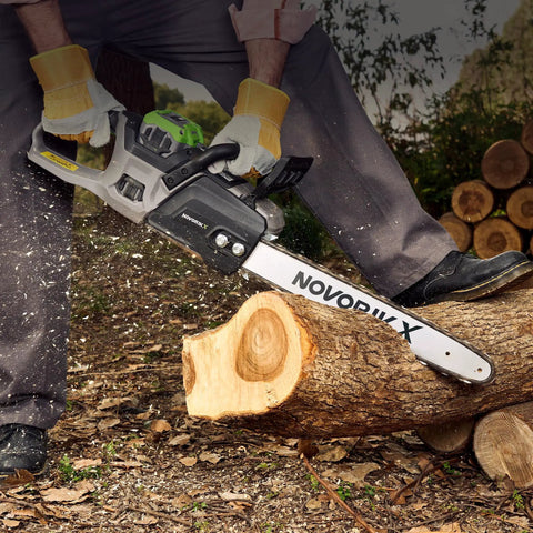 Top Tier 18 Inch Chainsaw Guide Bar And Replacement Chain Featuring 72 Drive Links With 0.325 Low Profile Pitch And 0.058 Gauge Zero Sweat Setup cutting through a log.