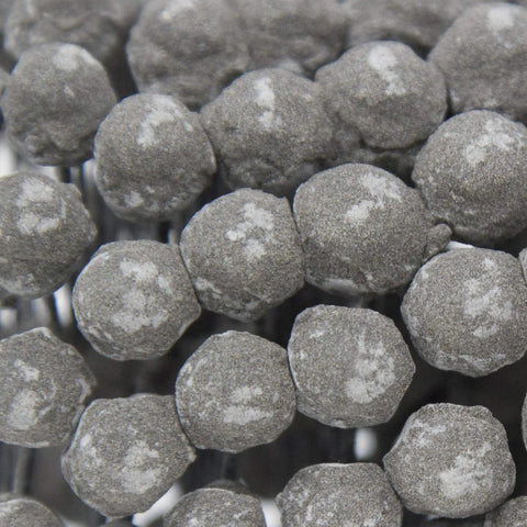 Close-up of abrasive bristles on FLEX-HONE 1-Inch Aluminum Oxide Honing Tool With 240 Grit For Aluminum, Brass, Bronze And Softer Metals