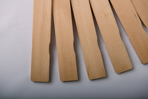 American-Made Basswood Paint Stir Sticks 21 Inch Bulk 250 Count Workhorse Pro Grade Mixing Paddles close-up view