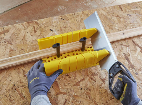 Using Saw Storage Miter Box With Saw Aluminum Construction All In One 11.81 Inch Length With 90 Degree 45 Degree And 22.5 Degree Slots