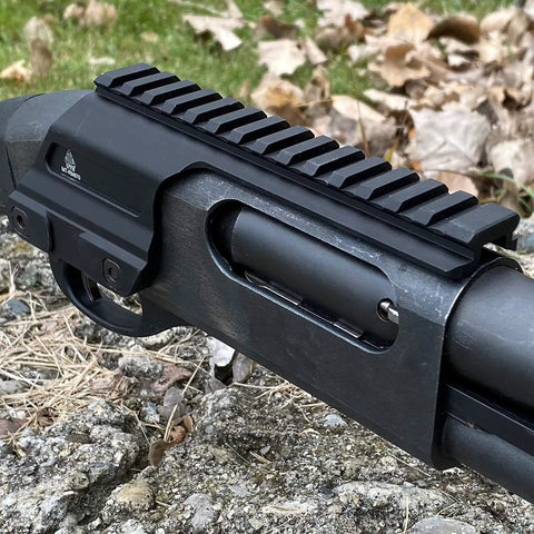 12 Gauge Optic Mount For Shotguns With Full Length Picatinny Rail And Bead Sight Access Removable 4 Shell Carrier Matte Black