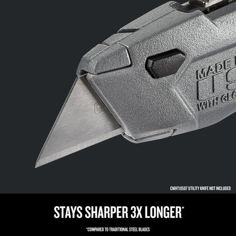 Close-up of a blade in a utility knife, Heavy Duty Utility Knife Blades 100 Pack For Drywall Leather Rubber And More, blade edge visible