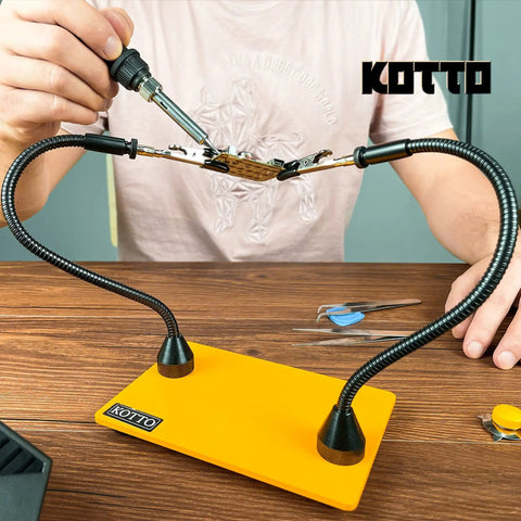 2 Pack Magnetic Flexible Gooseneck Metal Arms With Alligator Clips For Helping Hands Third Hand Tool in use for soldering