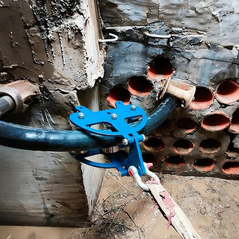 Heavy Duty Cable Puller Sheave With Three Solid Steel Wheels for industrial pulling through conduit and hole system