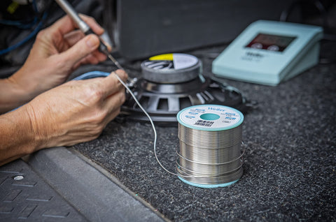 Sn60Pb40 Solder Wire With 2.2% Flux, 0.3 mm Diameter, 100 g Spool used in precision hand soldering electronics setup