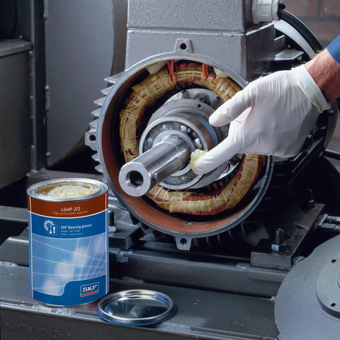 Go To Long Life High Temperature Bearing Grease LGHP 2/1 application on heavy duty bearing