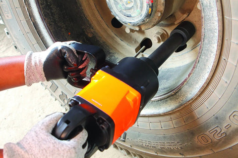 Heavy Duty Air Impact Wrench One Inch Drive Aluminum Housing 1860 Ft Lbs Torque 4000 Rpm Three Speed Control D Handle Grip Pneumatic Tool Straight Firepower Built Like A Tank For Serious Shop Jobs And Mechanic Grind