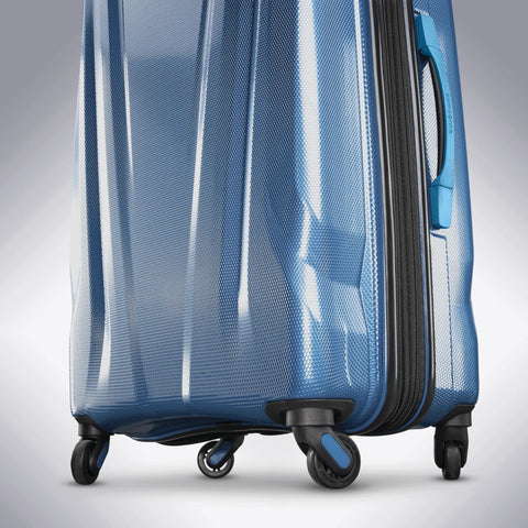 Close-up of Lightweight 3-Piece Polycarbonate Spinner Suitcase Set With 4 Smooth Spinner Wheels by Samsonite Swerv DLX