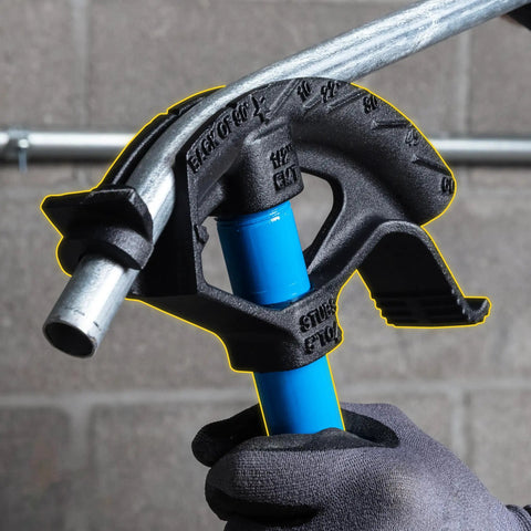 Heavy Duty Ductile Iron Conduit Bender With Handle For 1 In EMT And 3/4 In Rigid IMC Conduits in use by professional worker