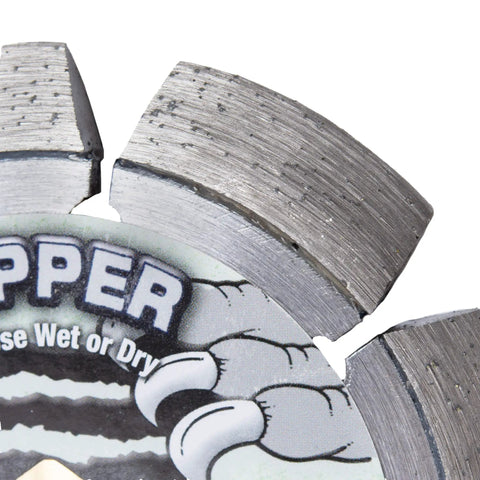 Close-up of Diamond Crack Chaser Blade For Concrete And Asphalt, Four And A Half Inch Wet Or Dry Cut Diamond Blade With V Shaped Teeth