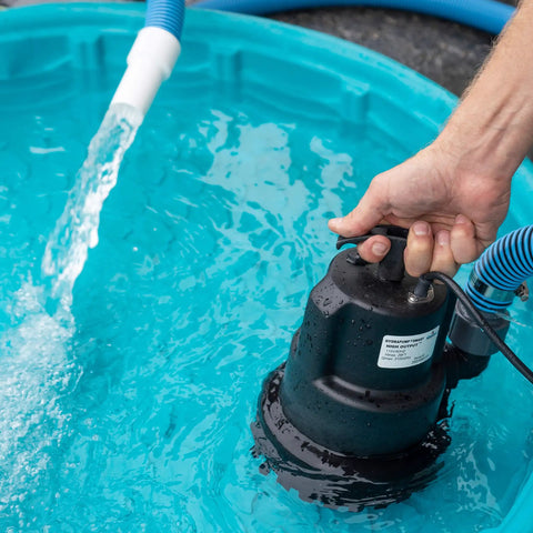 HydraPump Smart High Output Submersible Pump With HydraDetect Auto Operation for pool covers and home water removal in action