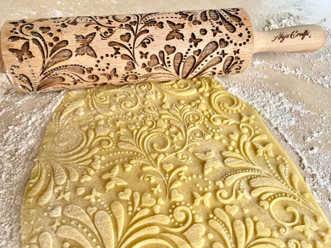 Beech Wood Embossed Rolling Pin With Butterflies And Flowers For Cookies And Crafts Handmade Kitchen Tool For Beautiful Patterns