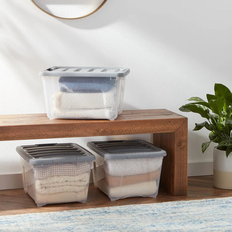 Straight Up Heavy Duty 32 Quart Clear Storage Bins With Secure Latching Lids Stackable Organization Containers Hella Rock Solid Design Completely Hassle Free For Moving Day And Pantry Needs Set Of Six