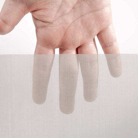 Hand behind Stainless Steel Woven Wire Mesh 120 Mesh Fine Screen For Filters And Filtration Cloth 12 X 40 Inch 0.13mm Aperture