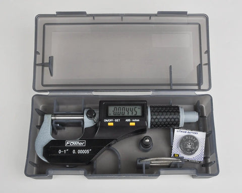 Xtra Value Ii Digital Micrometer Gage With 0 To 1 Inch Range And 0 To 25 mm Pro Grade Carbide Tipped Faces in a plastic case