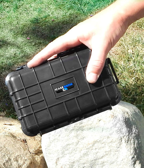 Hand holding Waterproof Hard Shell Case For Flir C5 C2 C3 Thermal Imagers And Seek Shot Pro PerfectPrime Infrared Cameras Case Only