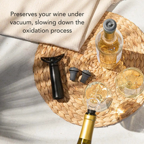 Wine Saver Vacuum Pump With Two Stoppers Airtight Seal Keeps Red Or White Wine Fresh Up To 10 Days Click Indicator Black