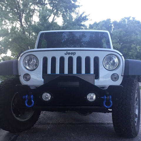 Jeep with Three Quarter Bow Shackle Set Heavy Duty Forged Steel Off Road Shackles Blue Powder Coated attached for towing