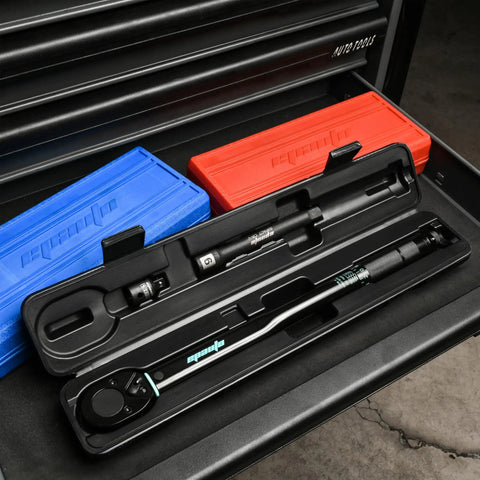1/2 Inch Drive Click Torque Wrench That Delivers 10-150 Ft-Lb Range And 13.6-203.5 Nm, Pre-Calibrated, in a storage case