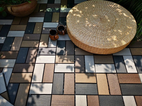 Durable Wood Plastic Composite Patio Deck Tiles With Interlocking Design For 3D Random Pattern DIY Floor Tiles under sunlight