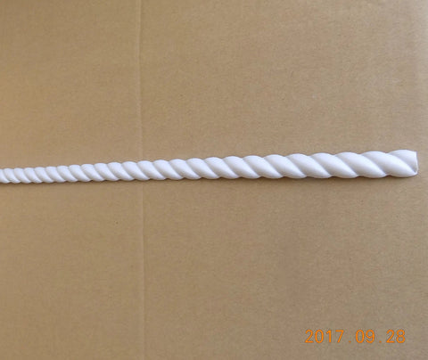 Flexible Door Molding Trim Rope Edge Wall And Cabinet Dope 0.6in X 115in in white PVC, displayed on cardboard.