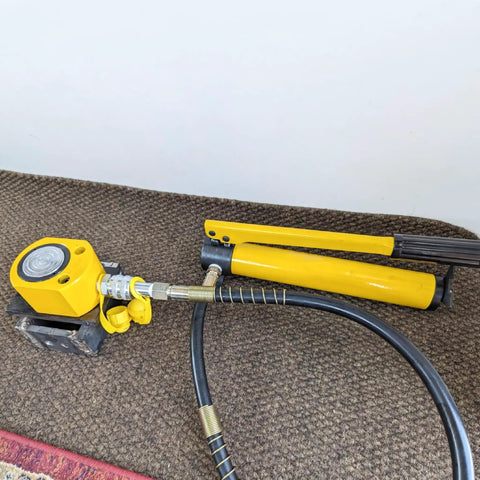 Heavy Duty Hydraulic Hand Pump Power Pack With 10000 Psi Hose Coupler For Quick Connect Split Systems And Shop Ready Rig Setup Guaranteed No Sweat Operation