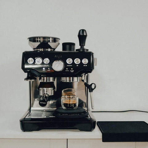 54mm Bottomless Naked Portafilter For Breville Barista Express And Barista Pro fitted in espresso machine
