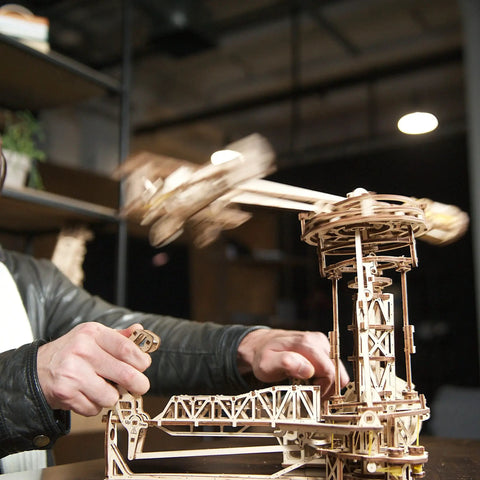 3D Aviator Mechanical Puzzle Kit For Adults Wooden Brain Teaser Build Set Hands-On DIY Woodcraft Aircraft Model Self Propelled Mechanism Realistic Flying Engine Puzzle Toy assembled wooden control tower with spinning aircraft