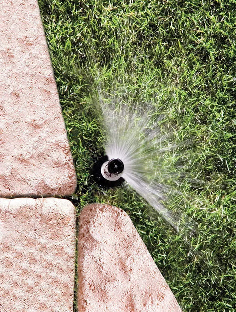 High Efficiency PRS Pop Up Sprinkler 1802HV15PR With 0 To 360 Degree Adjustable Coverage spraying water on grass