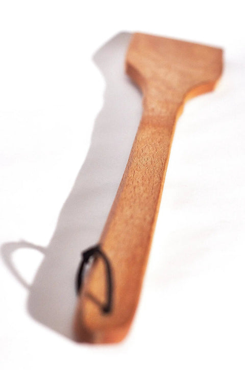 Close-up of wooden handle of Monster 18 Inch Wooden Stir Paddle For Crawfish Boil Big Pots Heavy Duty Cajun Spatula with loop