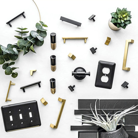 European Style Matte Black Wall Mount Single Post Toilet Paper Holder With Corrosion-Resistant Finish, No Fuss Roll On Off Design, No Springs, Ideal For Modern Bathrooms, Durable Bathroom Hardware For Reliable, Clean Look And Simple Maintenance